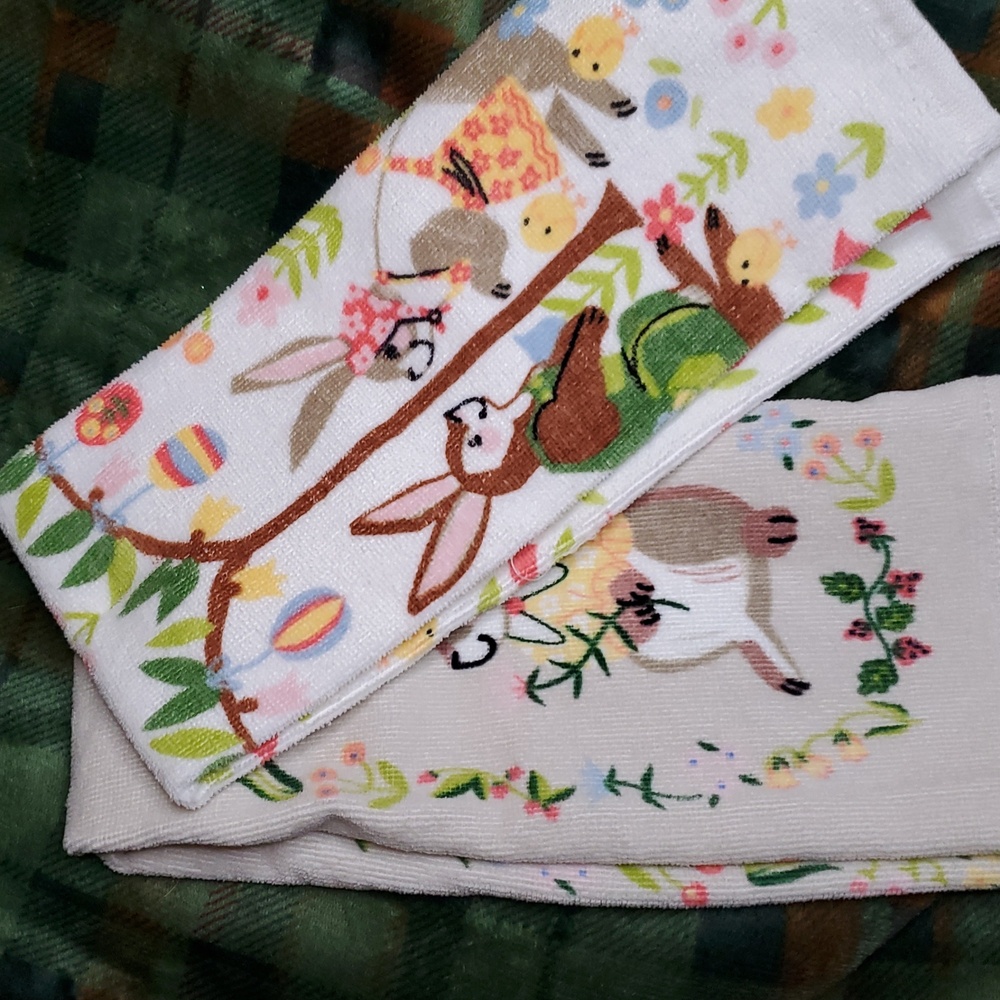Floral‎ Bunny Kitchen Towel